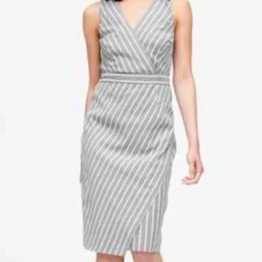 Banana Republic Chambray shift dress - Size 8